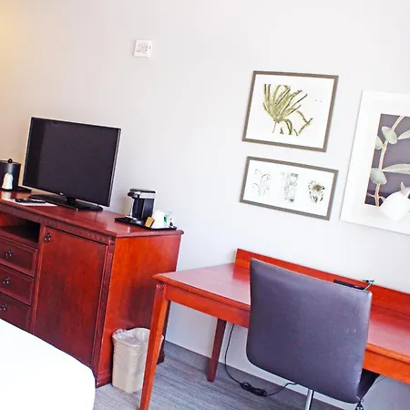 Independence Stay Hotel & Suites Marinette Exterior foto